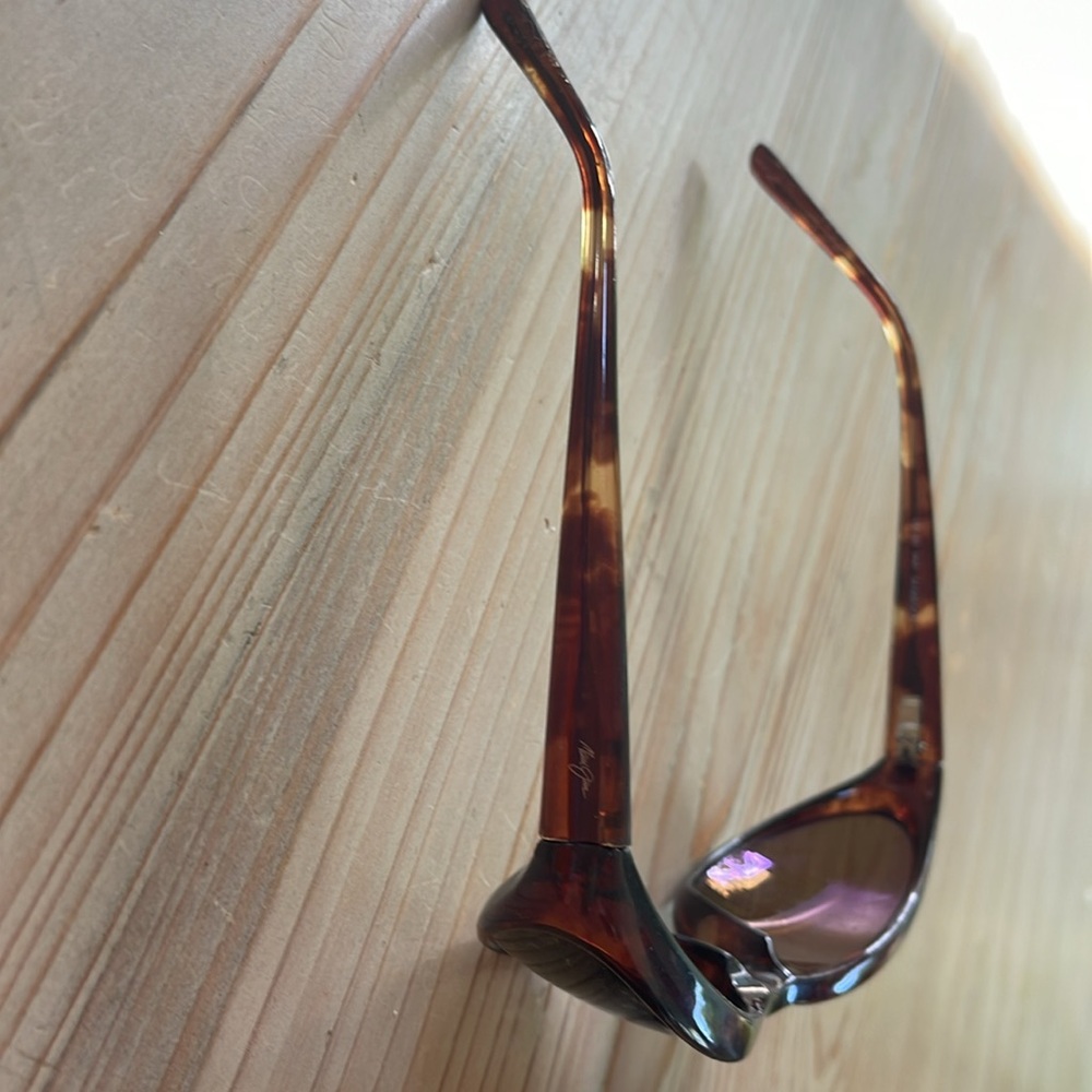 Maui Jim 137 Catamaran Sunglasses - Picture 4 of 8